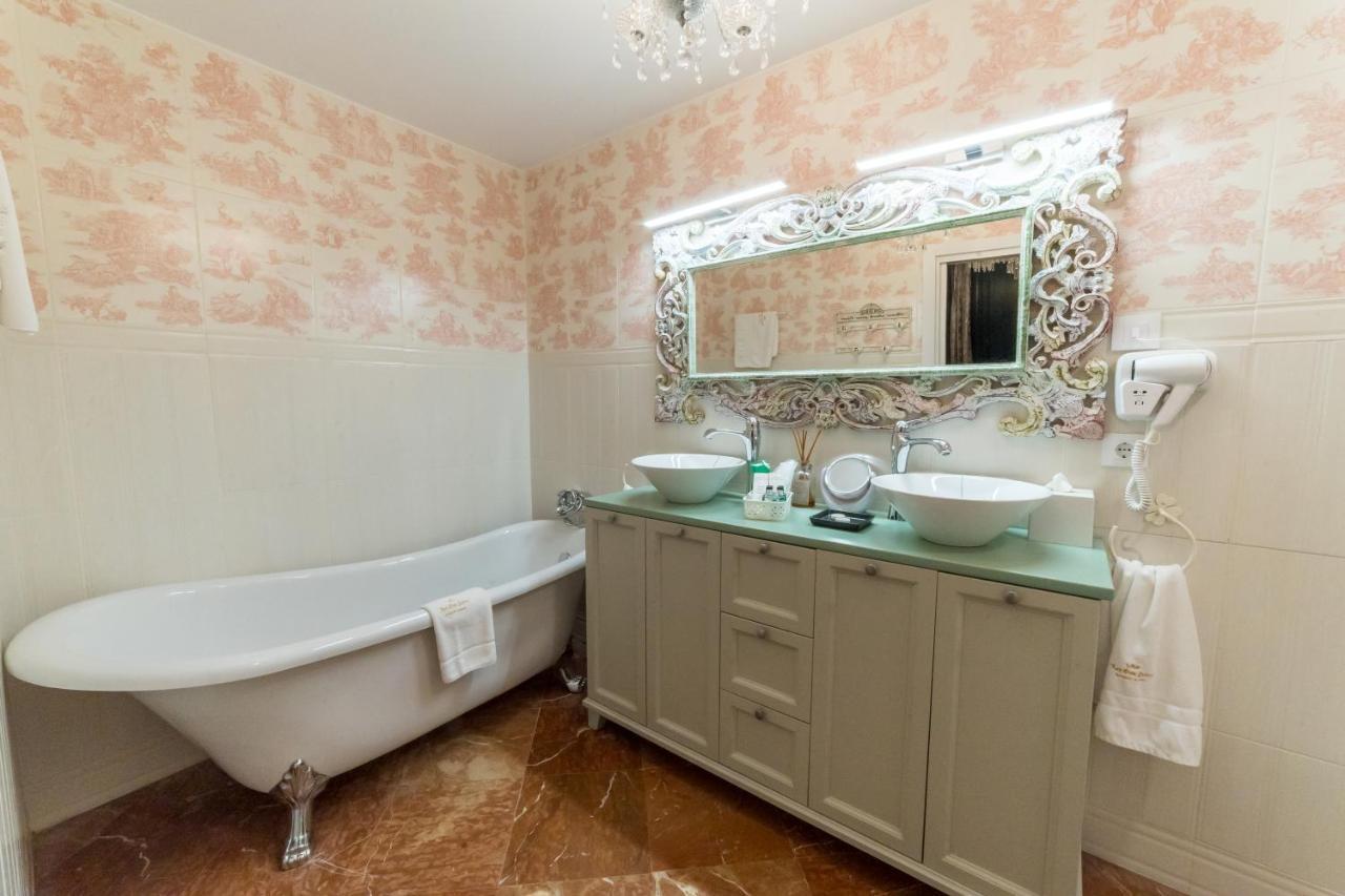 Rey Don Pedro Luxury Home Seville Exterior photo